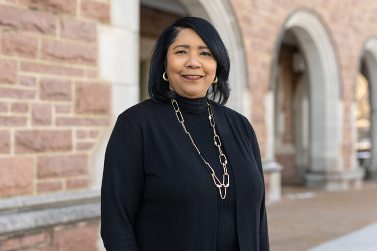 WashU Expert: Financial tips for the new college student